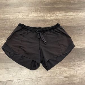 Lululemon Hottie Hot Shorts!